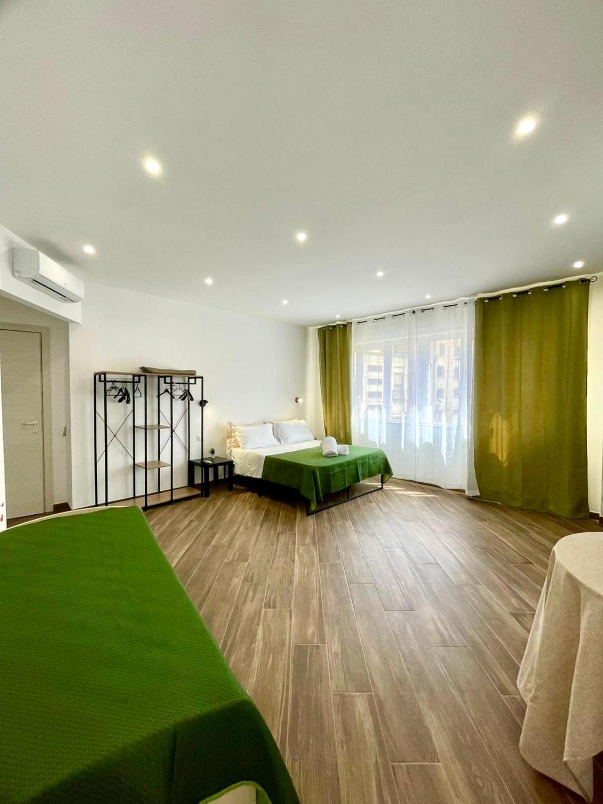 Galka Rooms Палермо Екстериор снимка